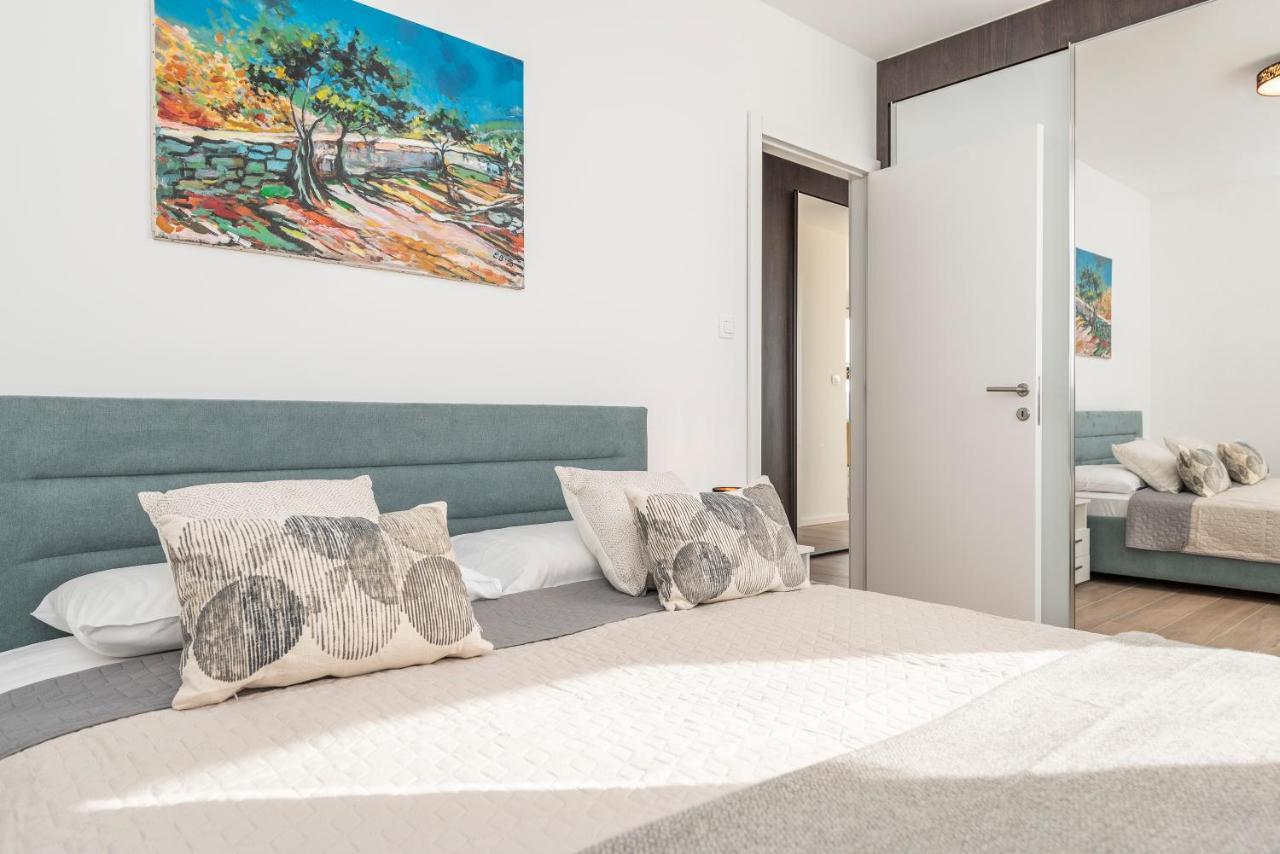 Mediteran Luxury Penthouse With Jacuzzi Mandre Zewnętrze zdjęcie