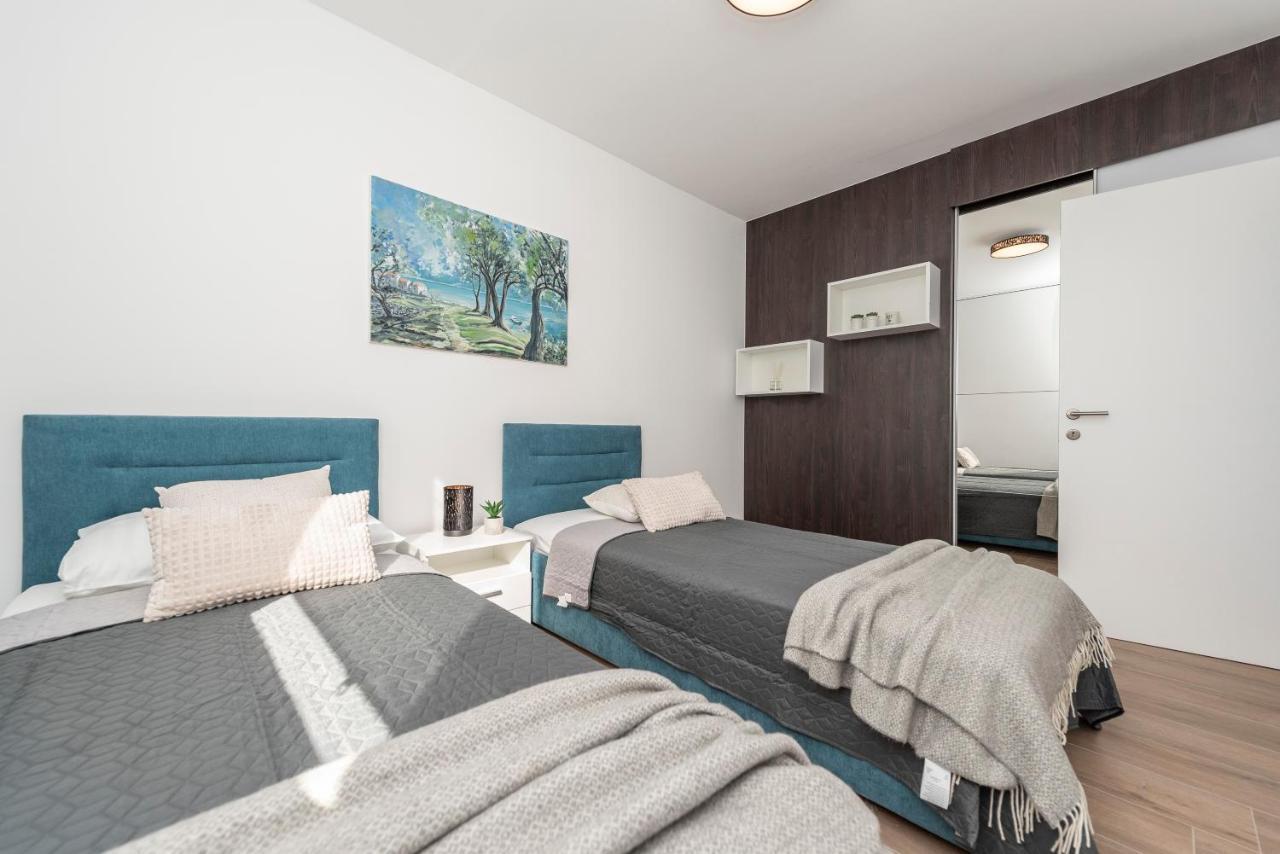 Mediteran Luxury Penthouse With Jacuzzi Mandre Zewnętrze zdjęcie