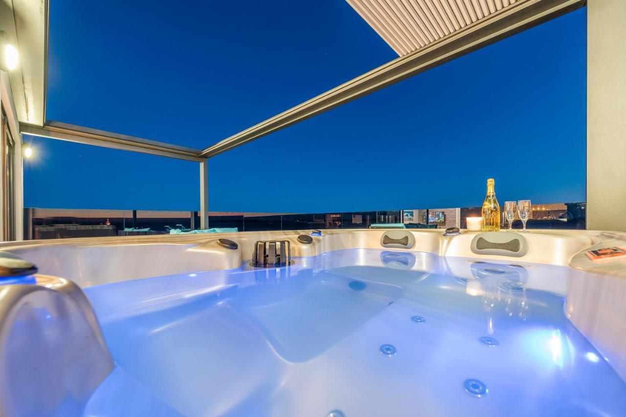 Mediteran Luxury Penthouse With Jacuzzi Mandre Zewnętrze zdjęcie
